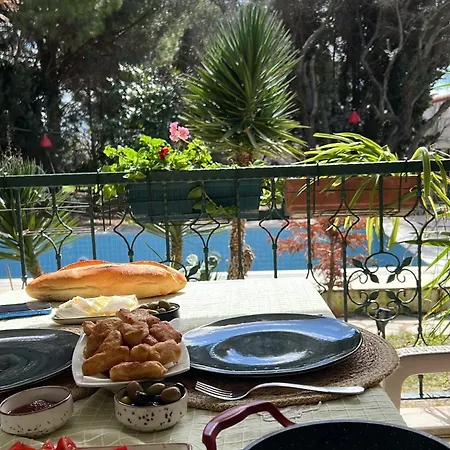 Bella Urla